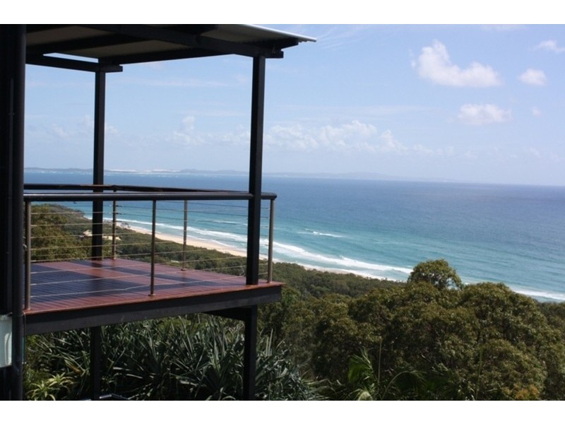 119 Tramican Street, Point Lookout QLD 4183