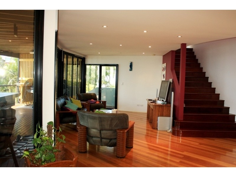 119 Tramican Street, Point Lookout QLD 4183