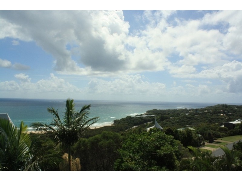 119 Tramican Street, Point Lookout QLD 4183