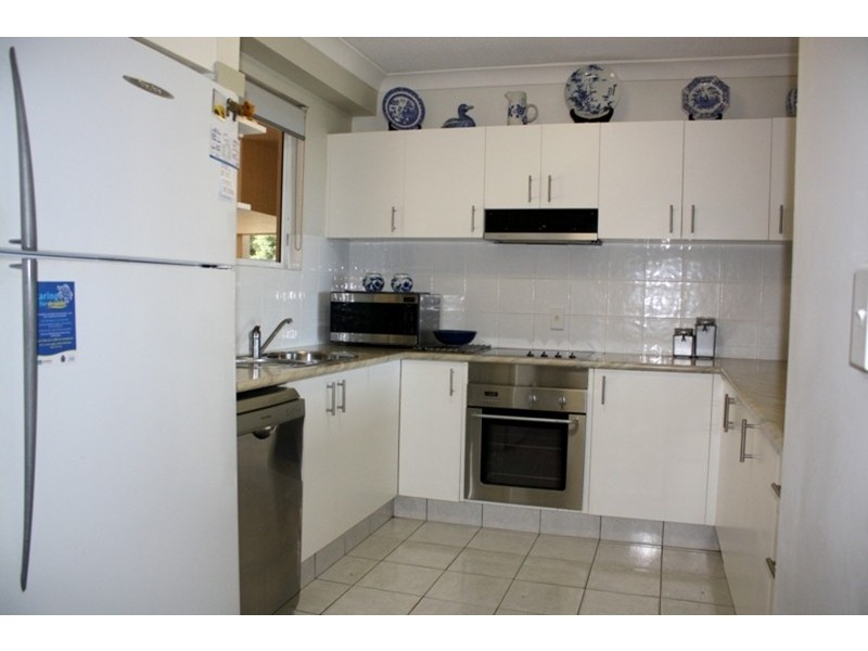 1-5 Samarinda Drive, Point Lookout QLD 4183