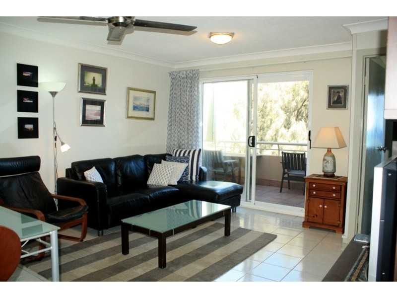 1-5 Samarinda Drive, Point Lookout QLD 4183