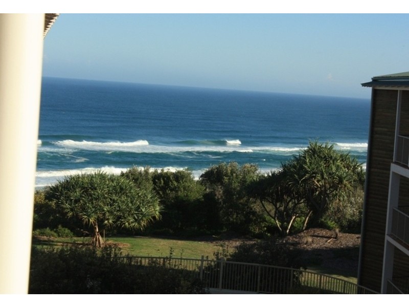 11-13 Samarinda Drive, Point Lookout QLD 4183