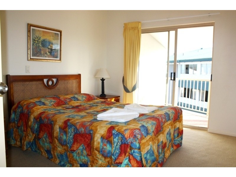 11-13 Samarinda Drive, Point Lookout QLD 4183