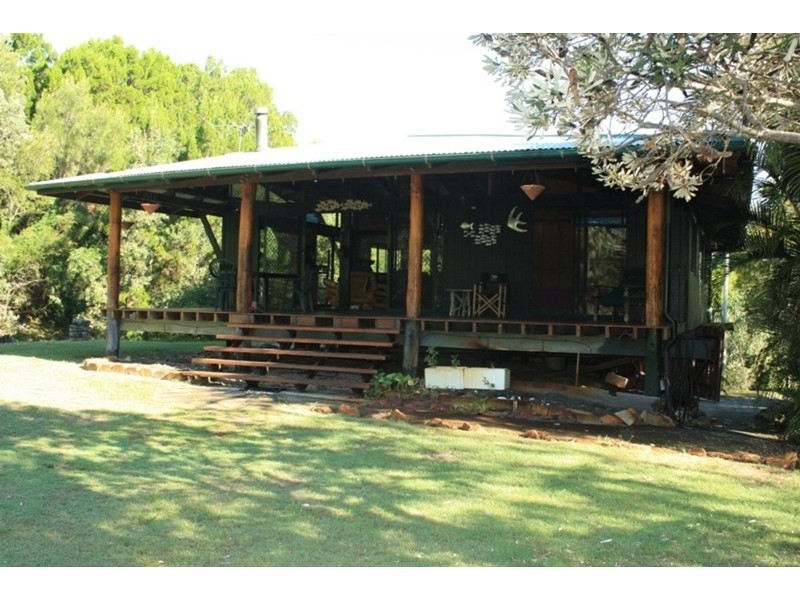7 Macland Street, Amity Point QLD 4183