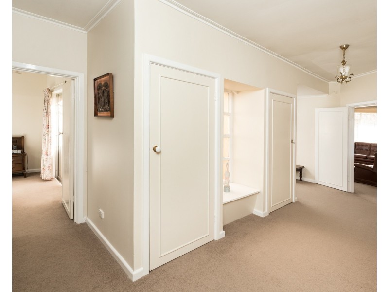 9 Gloucester Crescent, Shepparton VIC 3630