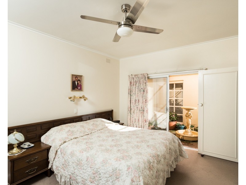 9 Gloucester Crescent, Shepparton VIC 3630