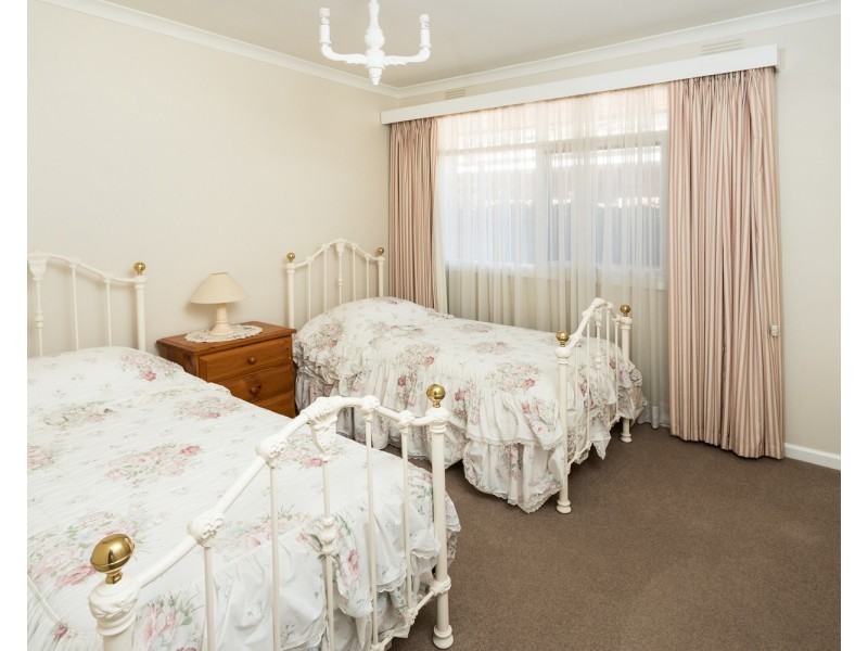 9 Gloucester Crescent, Shepparton VIC 3630