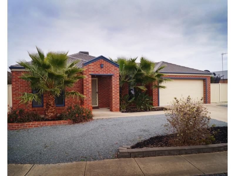 128 Parkside Drive, Shepparton VIC 3630