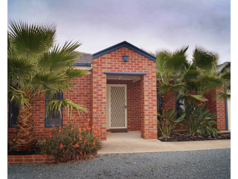 128 Parkside Drive, Shepparton VIC 3630