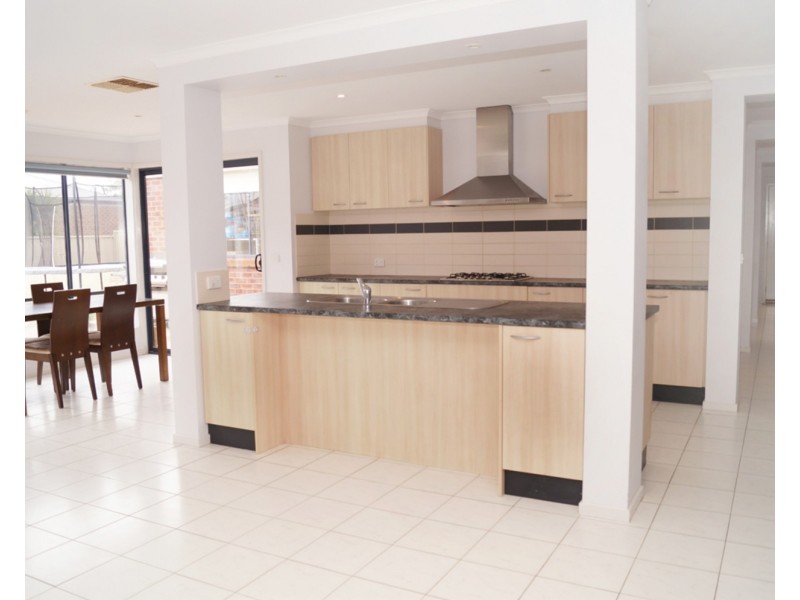 128 Parkside Drive, Shepparton VIC 3630