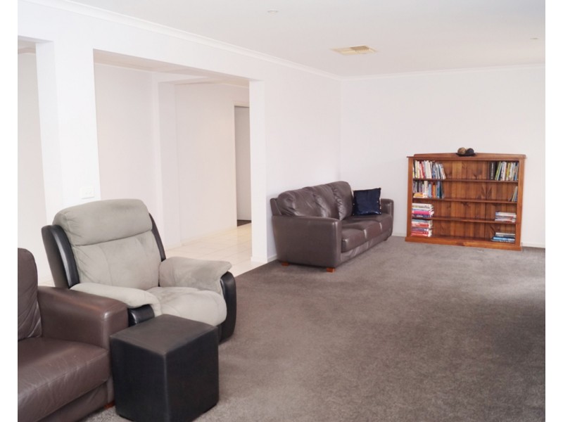 128 Parkside Drive, Shepparton VIC 3630