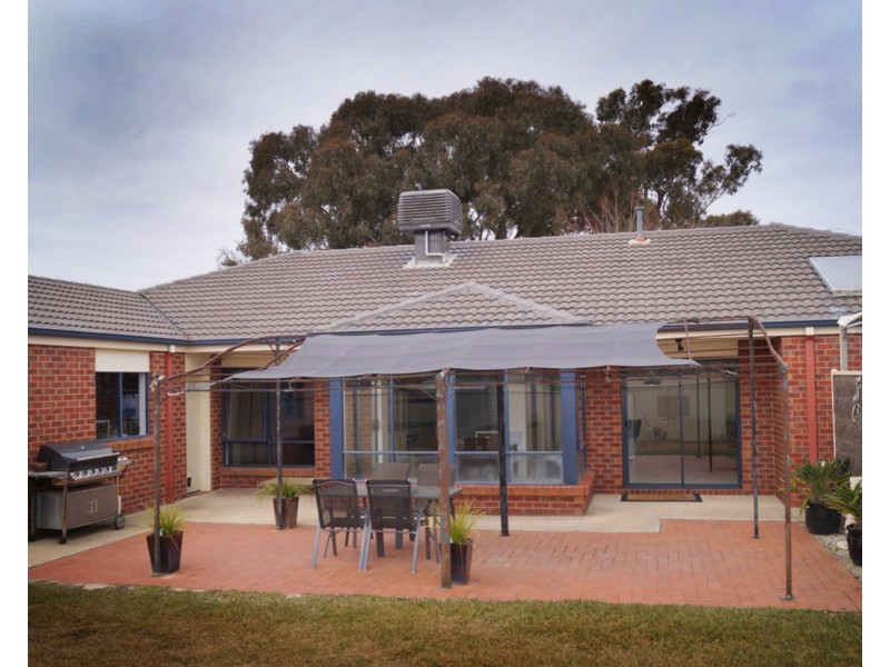 128 Parkside Drive, Shepparton VIC 3630