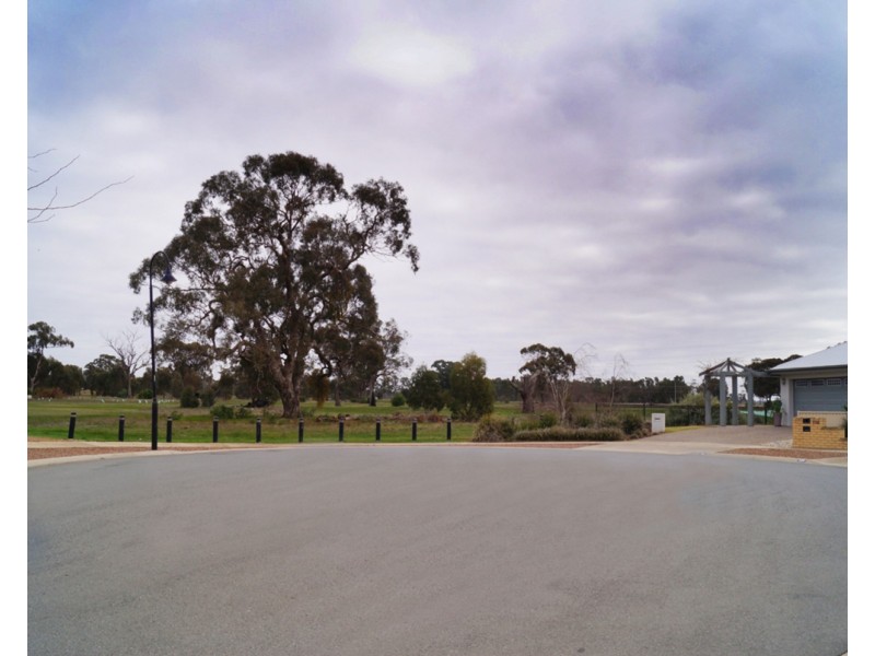 128 Parkside Drive, Shepparton VIC 3630