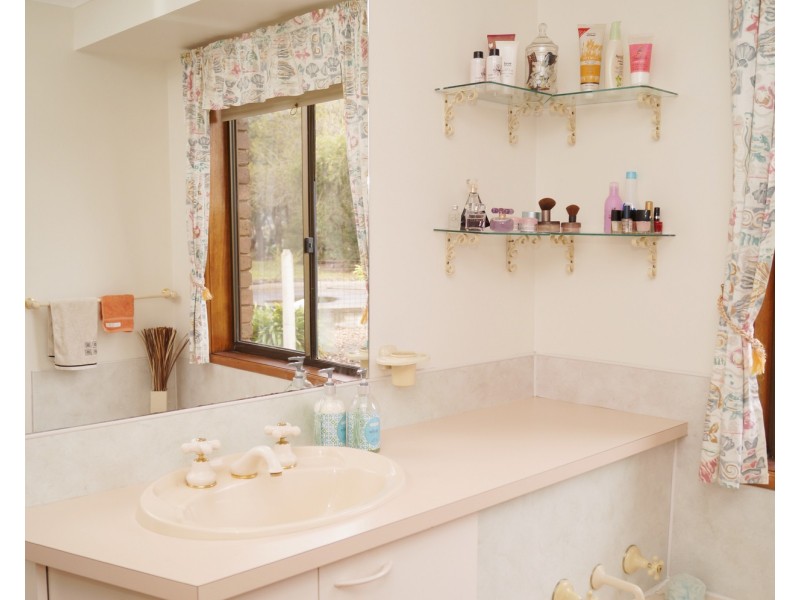 2 Murat Nook, Kialla VIC 3631