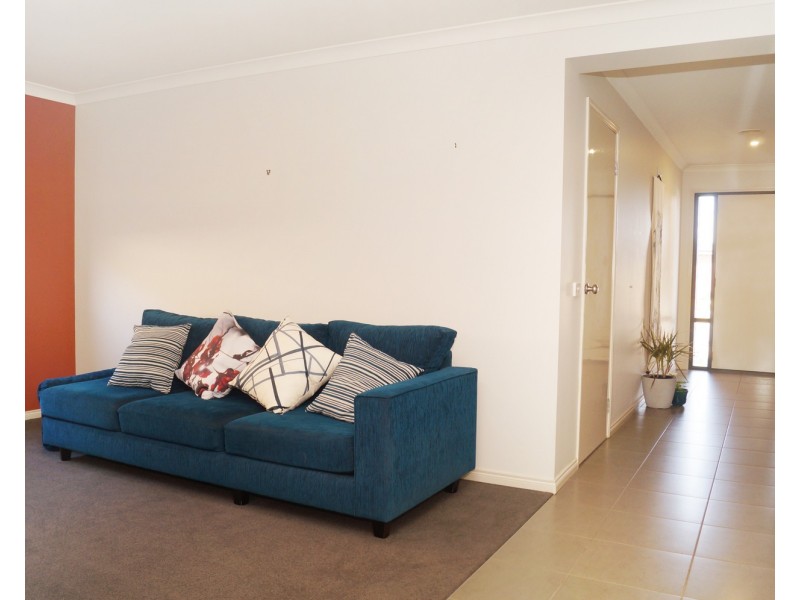 49 Taig Avenue, Kialla VIC 3631