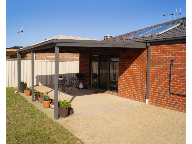 49 Taig Avenue, Kialla VIC 3631