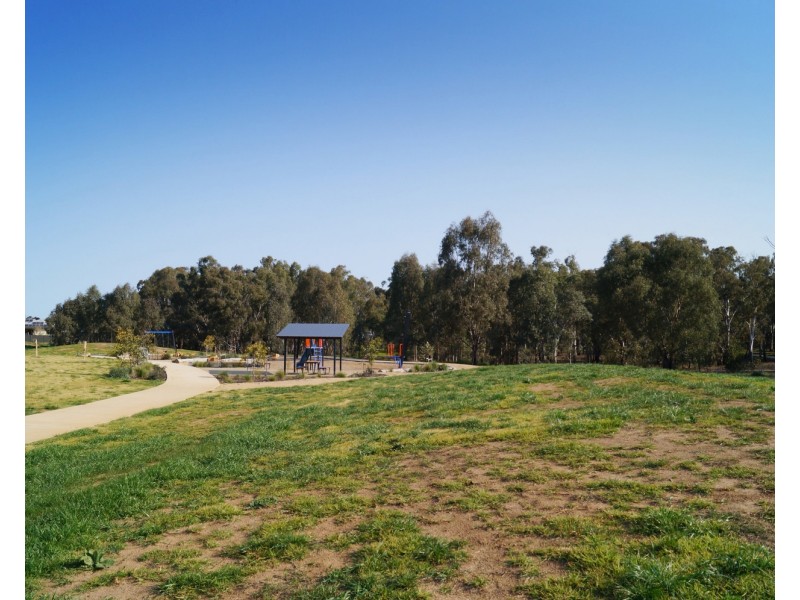 49 Taig Avenue, Kialla VIC 3631