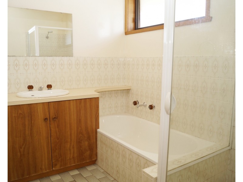 1/23 Knight Street, Shepparton VIC 3630