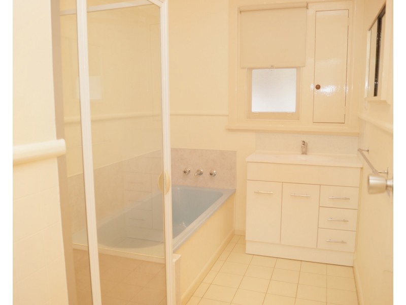 6 Ware Court, Shepparton VIC 3630