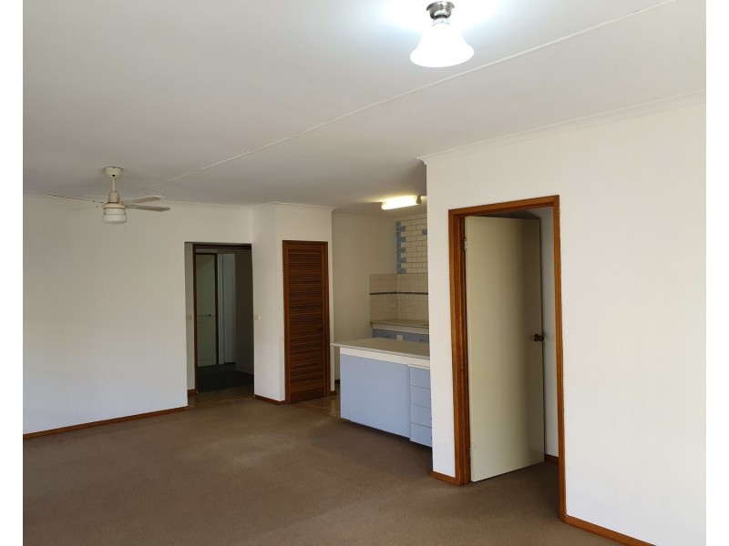 34 Dunkirk Avenue, Shepparton VIC 3630