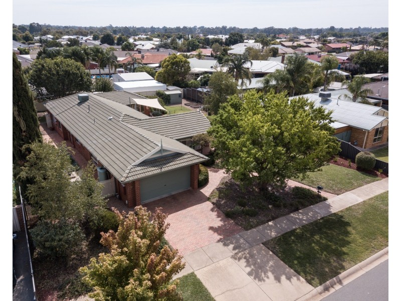 12 Pell Crescent, Mooroopna VIC 3629