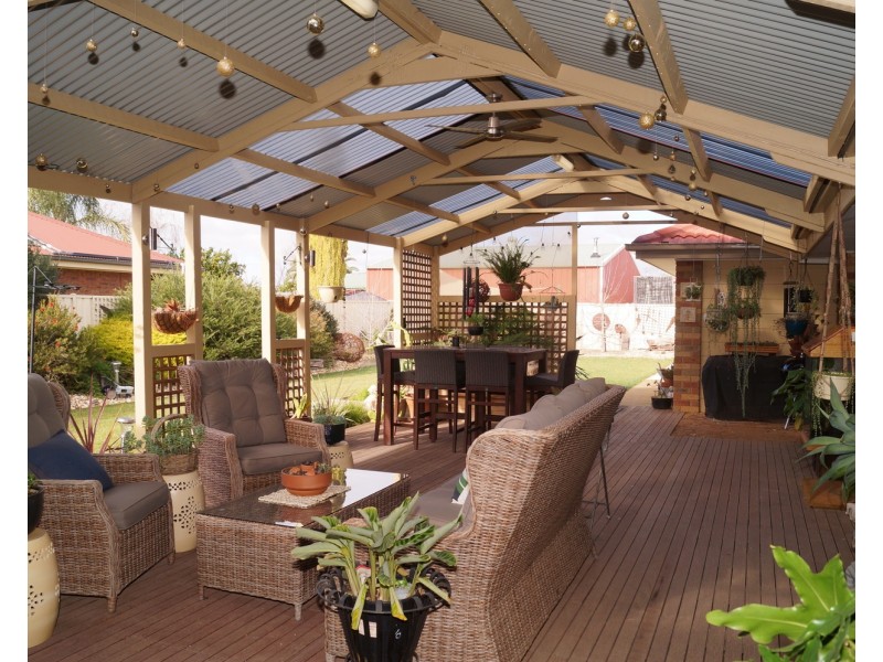 19 Pell Crescent, Mooroopna VIC 3629