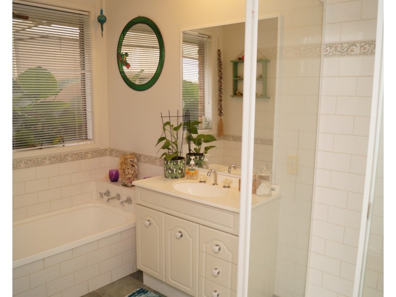 19 Pell Crescent, Mooroopna VIC 3629