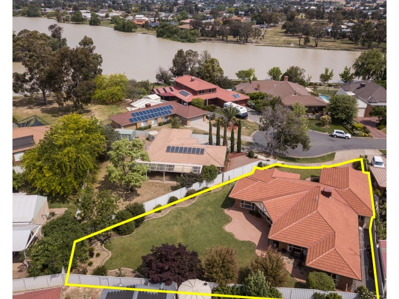 8 Pedder Court, Kialla VIC 3631