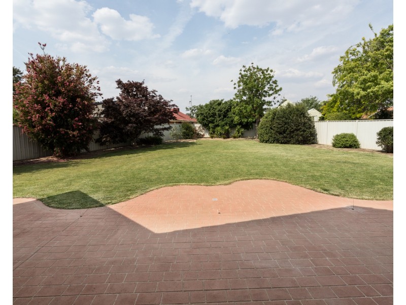 8 Pedder Court, Kialla VIC 3631