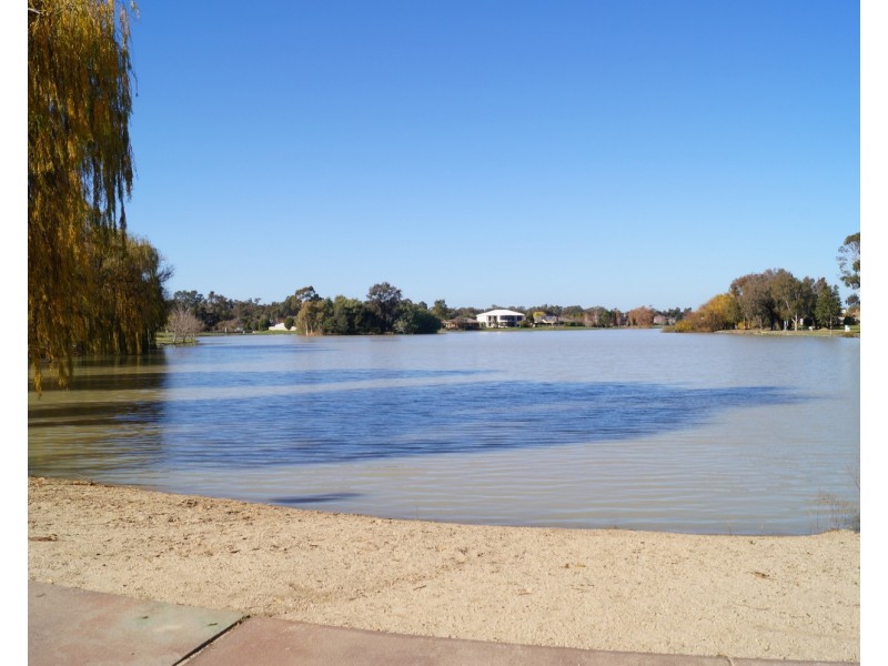 8 Pedder Court, Kialla VIC 3631