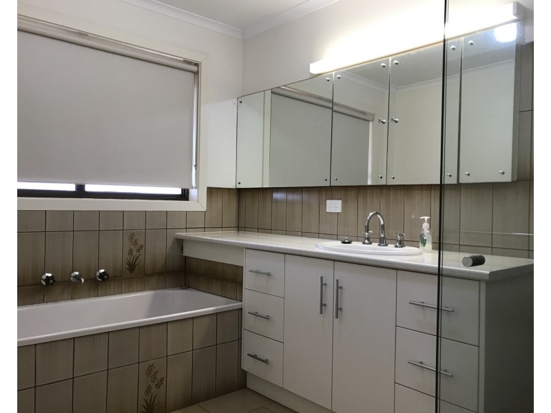 11 King Richard Drive, Shepparton VIC 3630