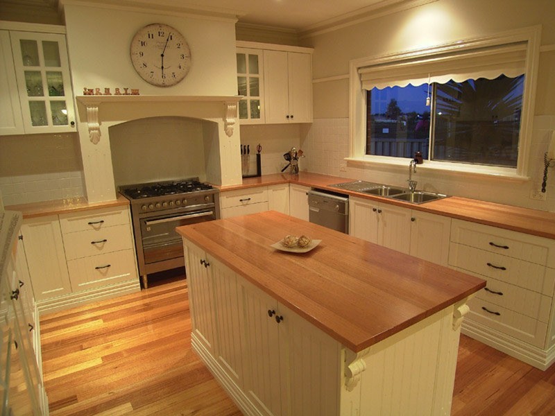 11 Dartmouth Court, Kialla VIC 3631