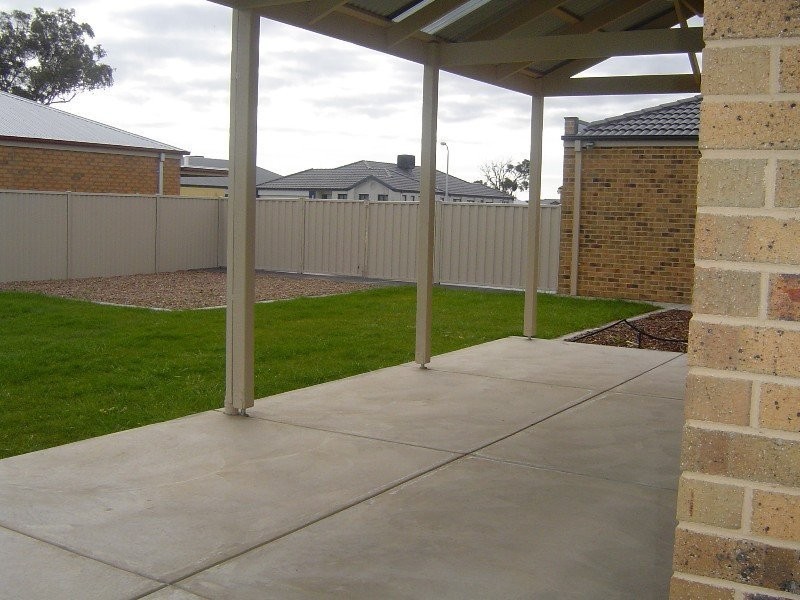 106 Waranga Drive, Kialla VIC 3631