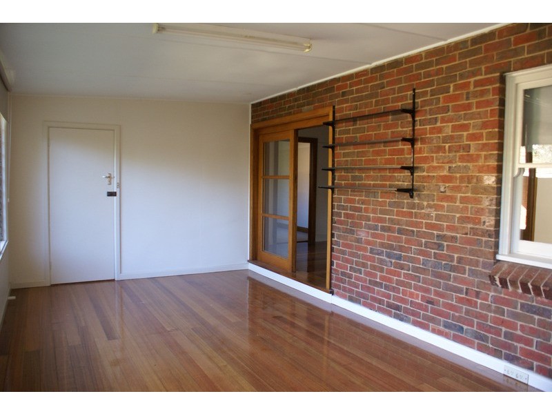 18 Glenlyon Avenue, Shepparton VIC 3630