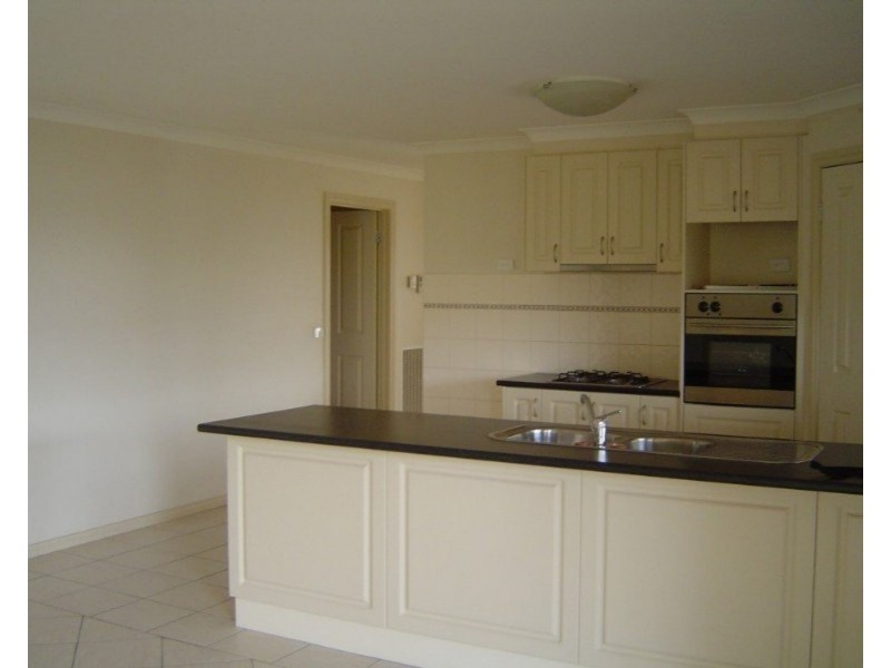 3 Rocklands Crescent, Kialla VIC 3631