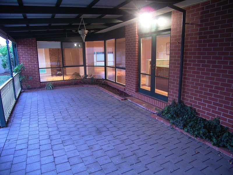 13 Gordon Drive, Kialla VIC 3631