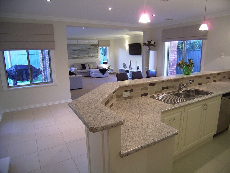 25 Guseli Court, Kialla VIC 3631