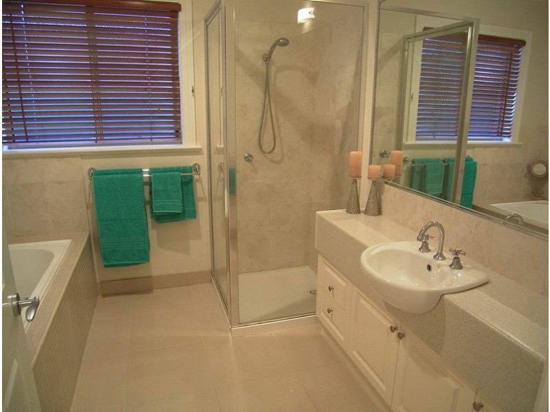 25 Guseli Court, Kialla VIC 3631