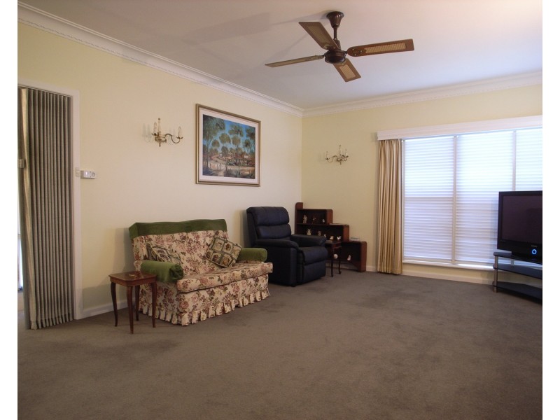 34 Princes Crescent, Shepparton VIC 3630