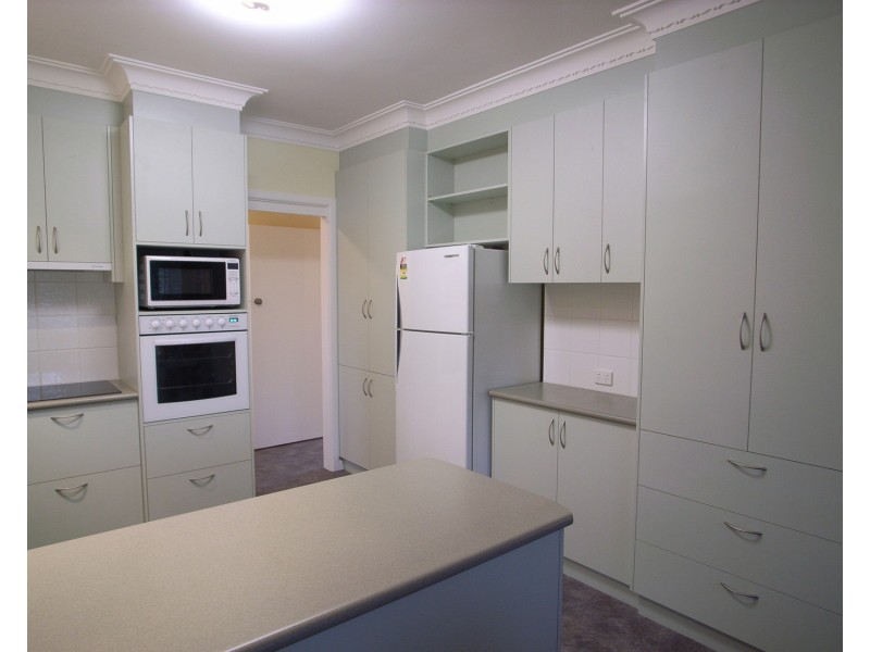 34 Princes Crescent, Shepparton VIC 3630