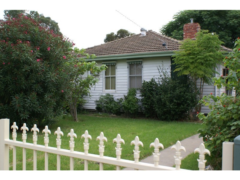 97 Malcolm Crescent, Shepparton VIC 3630