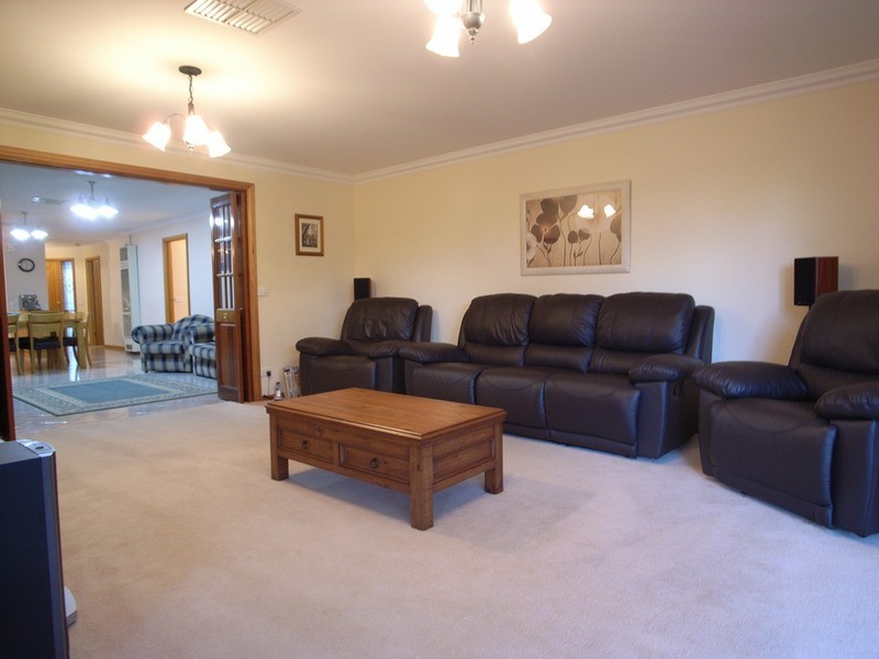 2 Balding Court, Mooroopna VIC 3629