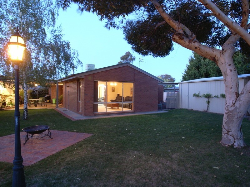 2 Balding Court, Mooroopna VIC 3629