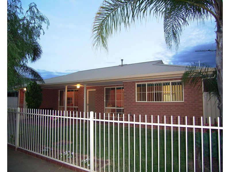 1/64 Edward Street, Shepparton VIC 3630