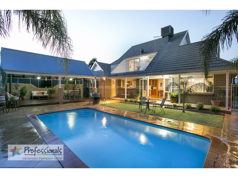 6 Rosella Court, Kialla VIC 3631