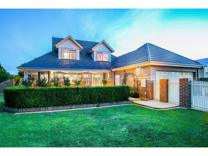 6 Rosella Court, Kialla VIC 3631