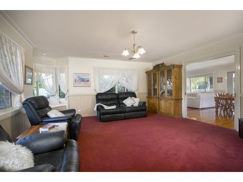 6 Rosella Court, Kialla VIC 3631