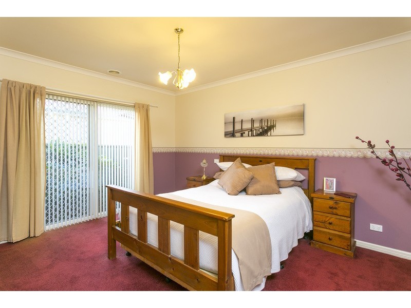 6 Rosella Court, Kialla VIC 3631