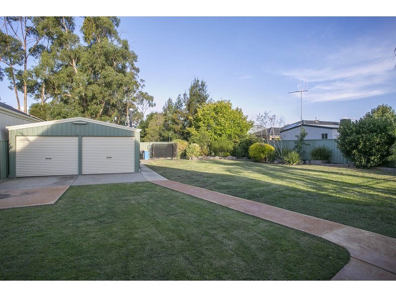 6 Rosella Court, Kialla VIC 3631