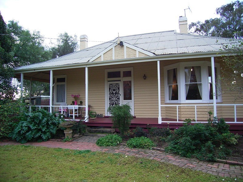 2195 Midland Highway, Cosgrove VIC 3631